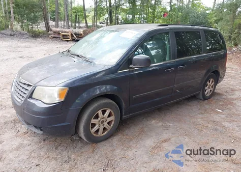 2008 Chrysler Town & Country Touring z USA, uszkodzony, nr VIN 2A8HR54P38R750726
